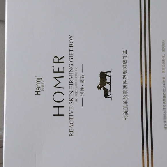 Sheep Placenta Active Plastic Firming Facial Skin Care Gift Box - Picture 4 of 4